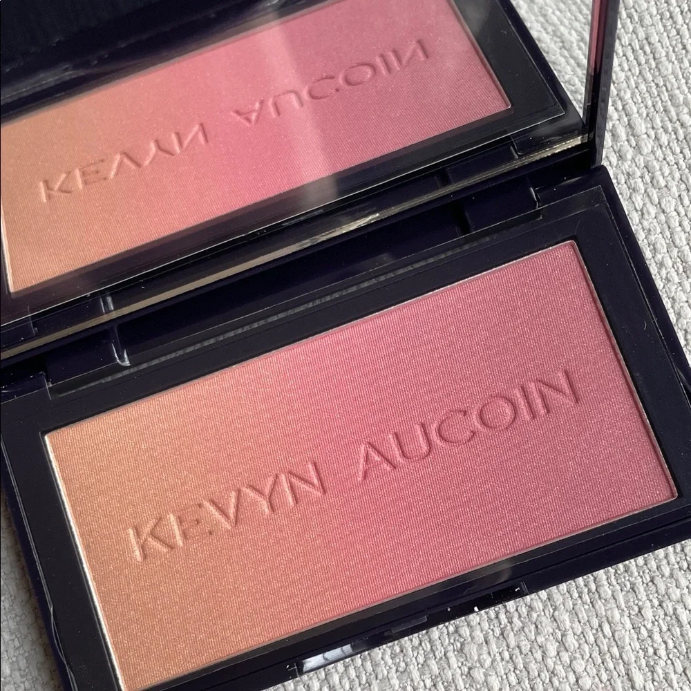 Kevyn Aucoin brand new